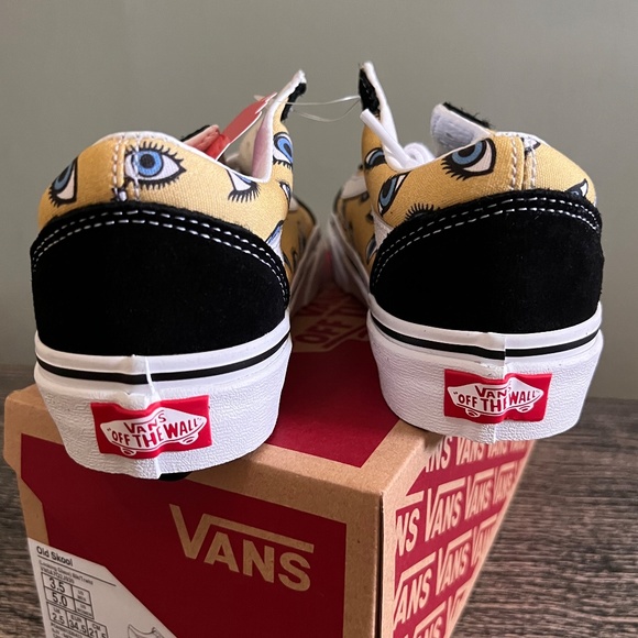 NWT-VANS SNEAKER - Picture 4 of 6